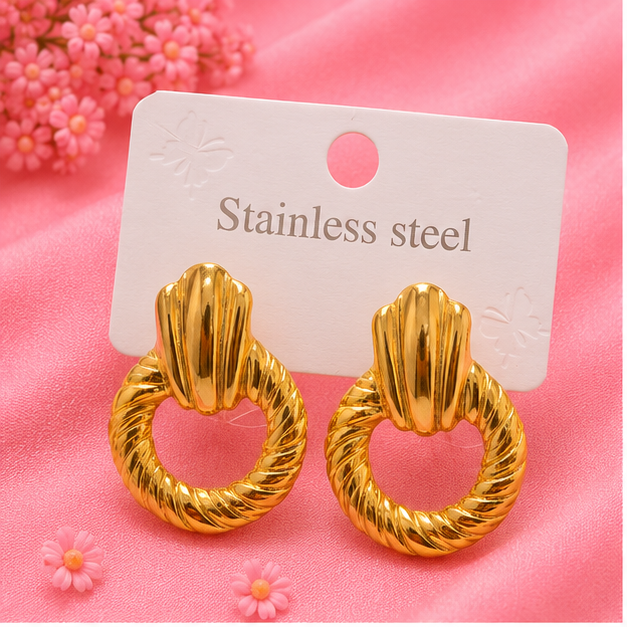 Royal Twist Luxe Hoop Earrings