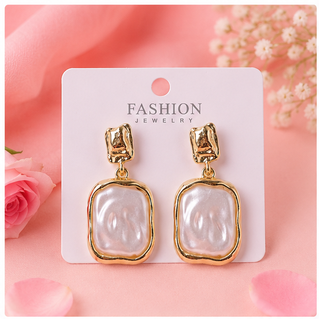 Gold-plated pearls Studded Square Drop earrings 